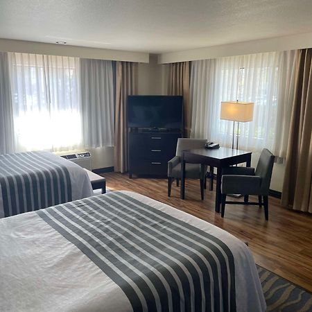 Best Western Plus Edmonds Harbor Inn Eksteriør billede