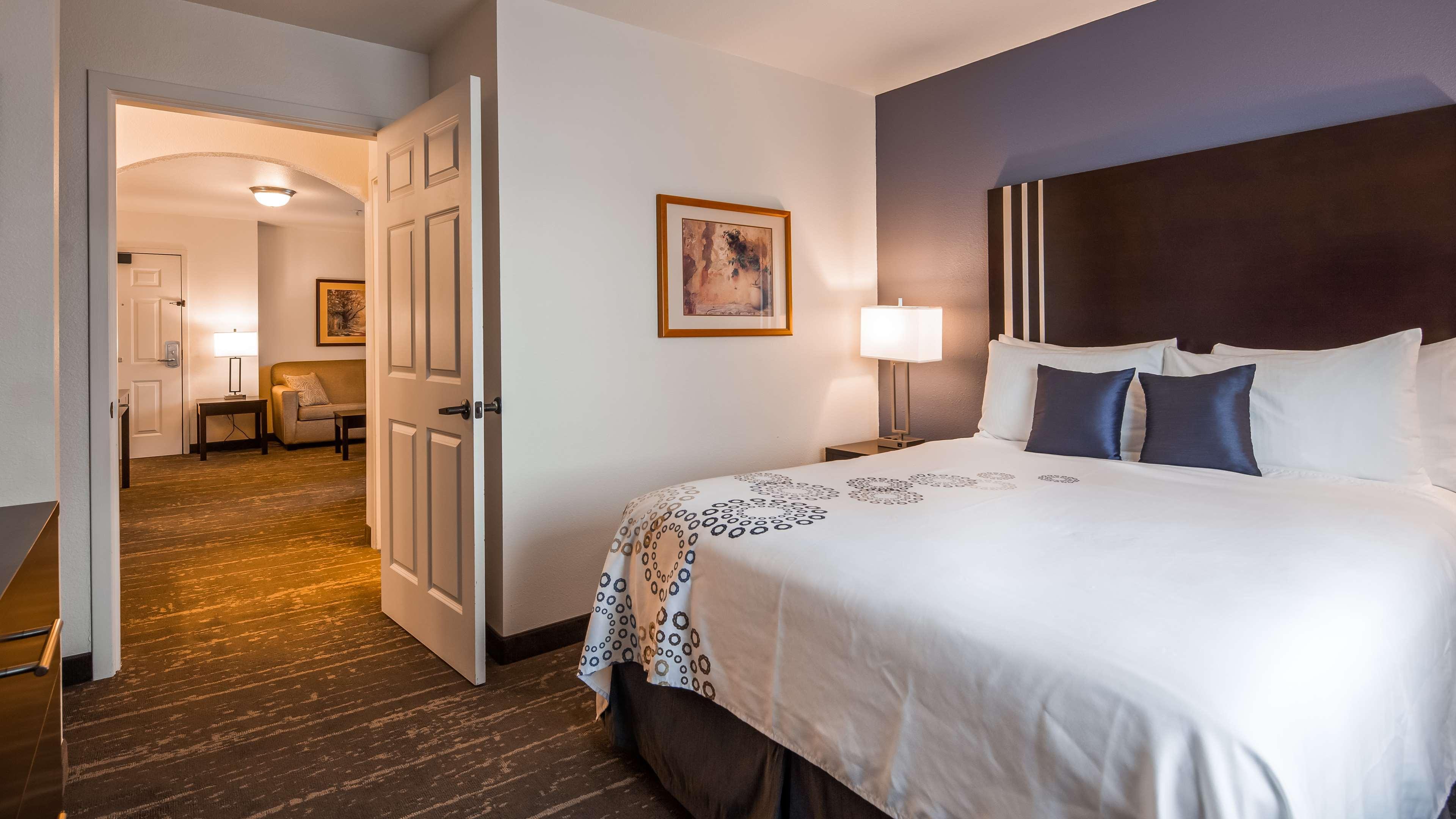 Best Western Plus Edmonds Harbor Inn Eksteriør billede
