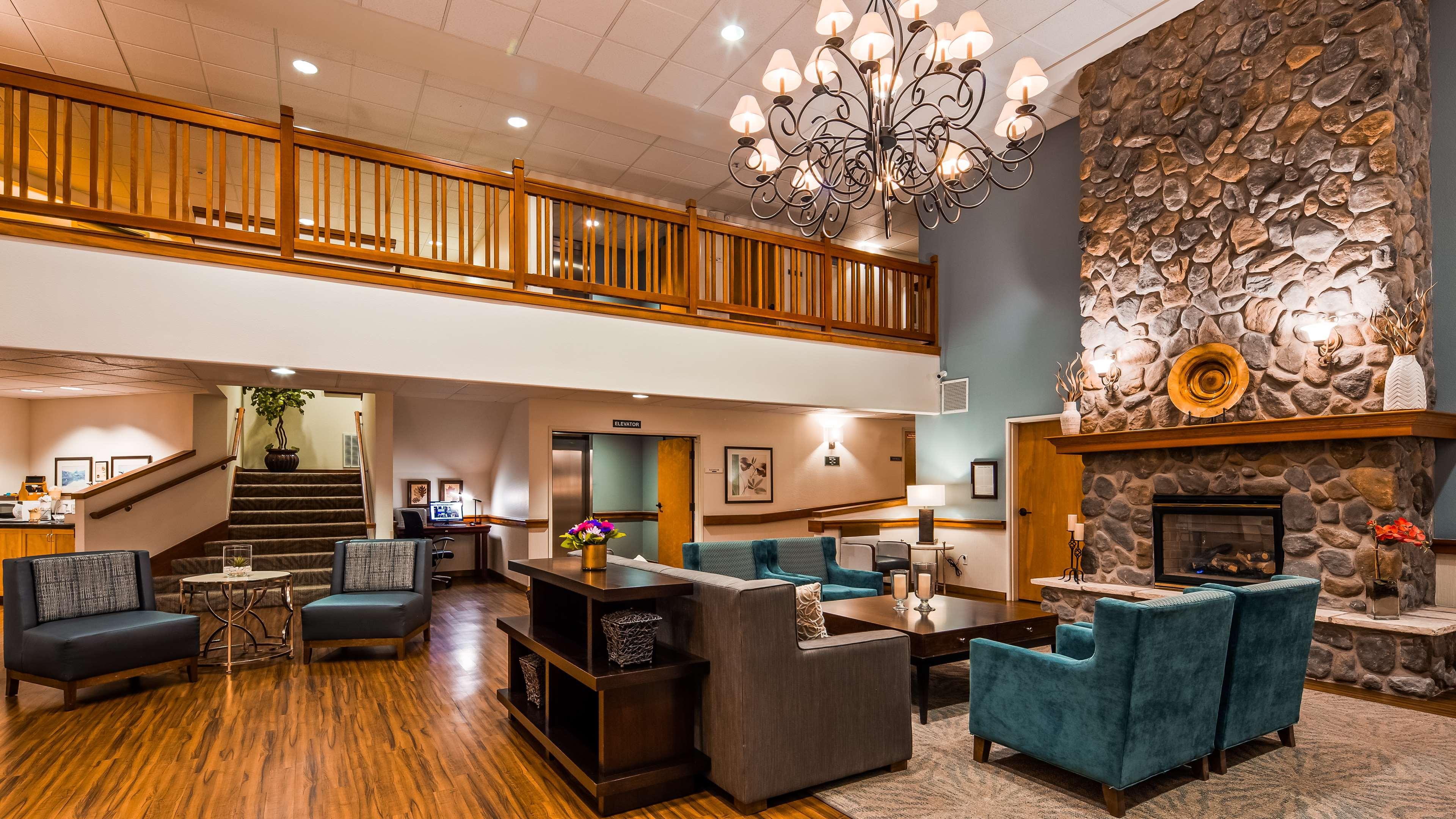 Best Western Plus Edmonds Harbor Inn Eksteriør billede