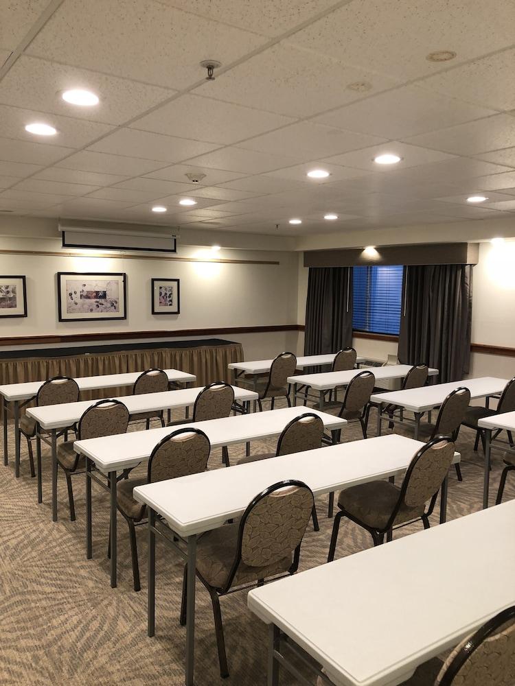Best Western Plus Edmonds Harbor Inn Eksteriør billede