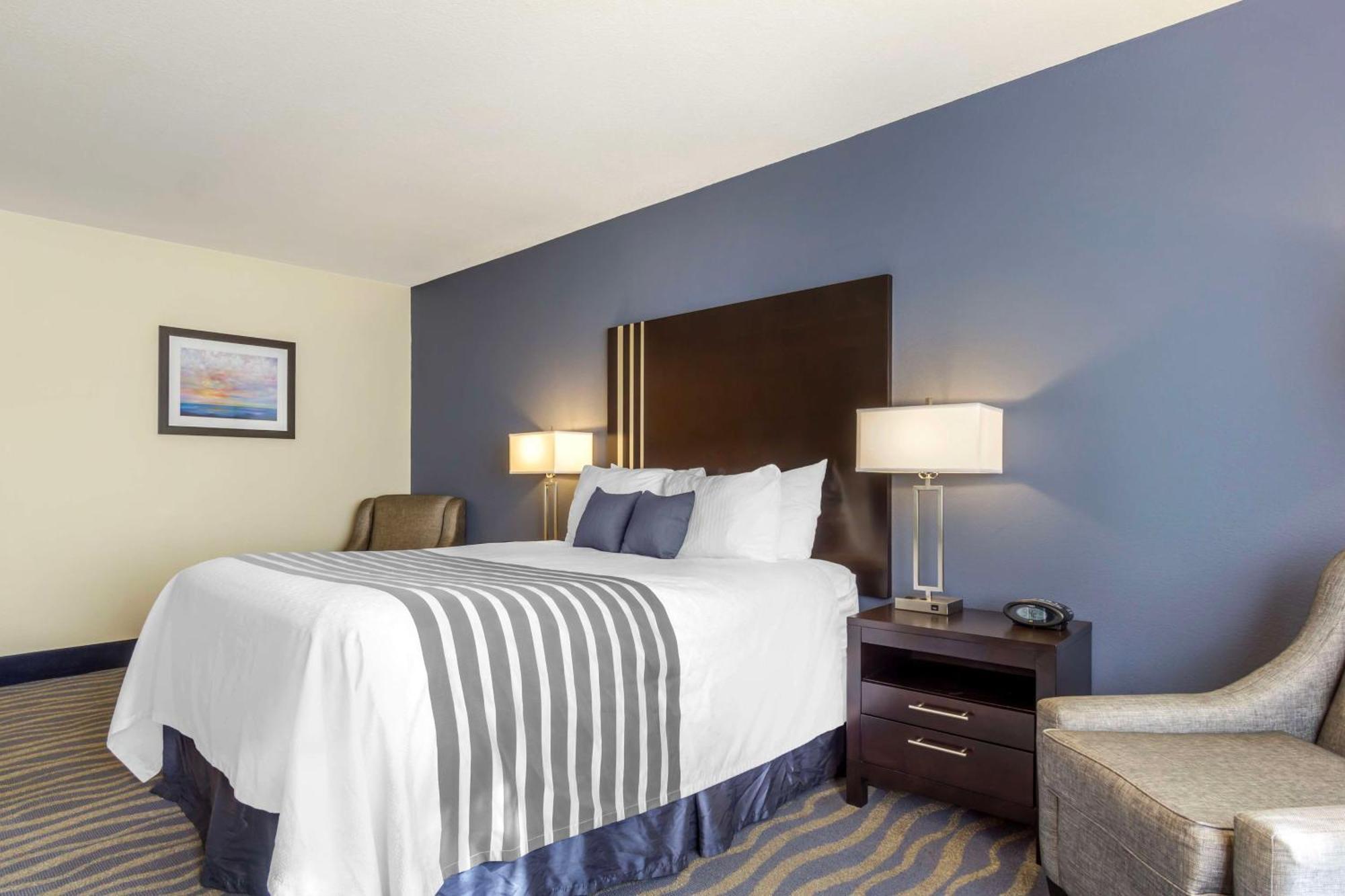 Best Western Plus Edmonds Harbor Inn Eksteriør billede