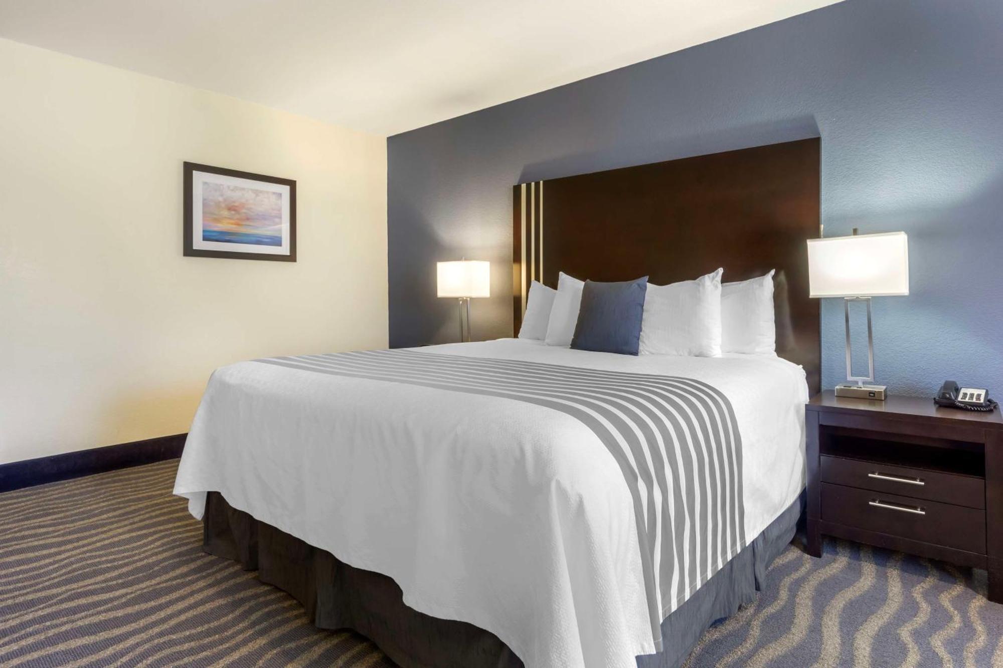 Best Western Plus Edmonds Harbor Inn Eksteriør billede