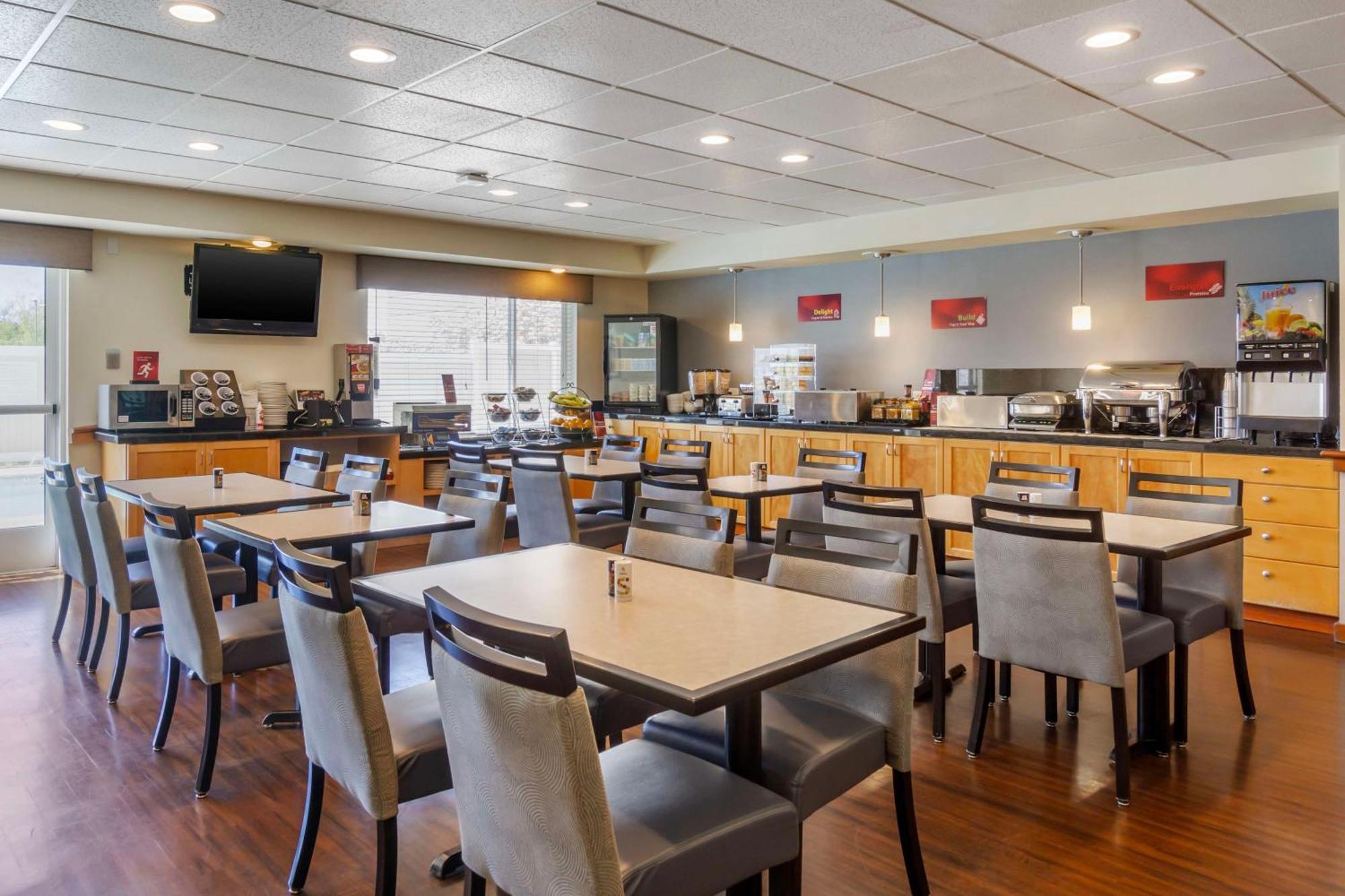 Best Western Plus Edmonds Harbor Inn Eksteriør billede